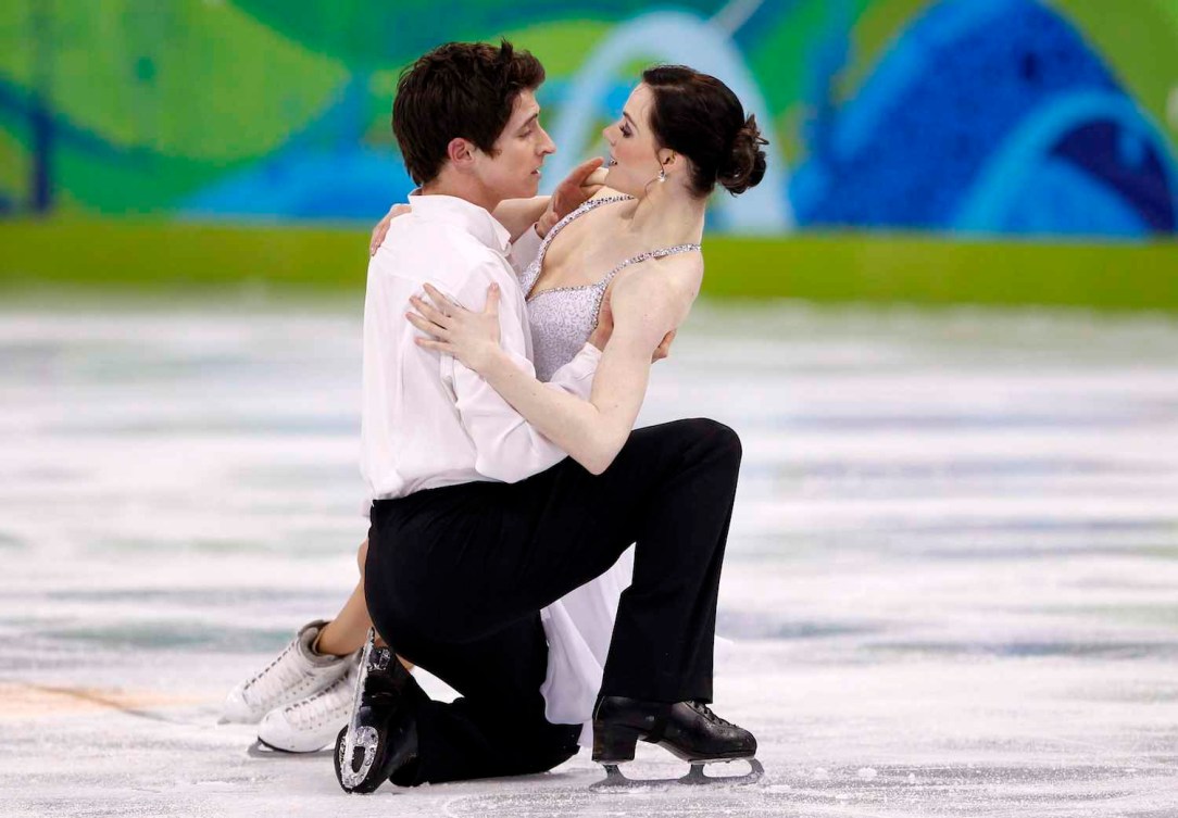 Tessa Virtue and Scott Moir figure skating
